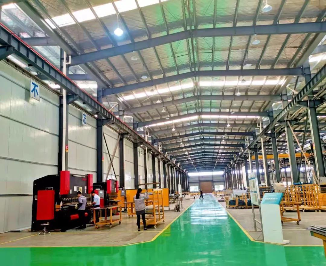 【乐竞手机平台湖南生产基地】热火朝天生产忙，高质高效产精品！​